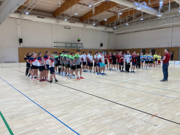 FLORBALOVÝ TURNAJ – KVALIFIKACE O REPUBLIKOVÉ FINÁLE