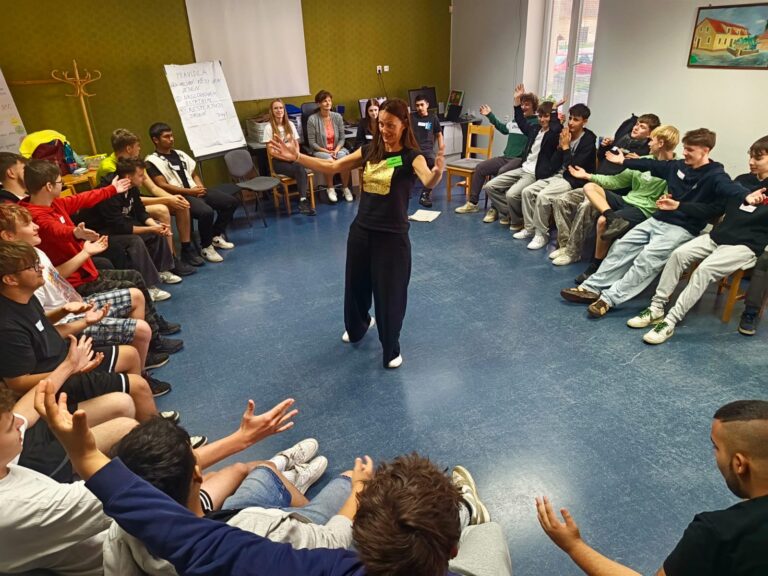 ADAPTAČNÍ KURZY PRO PRVNÍ ROČNÍKY