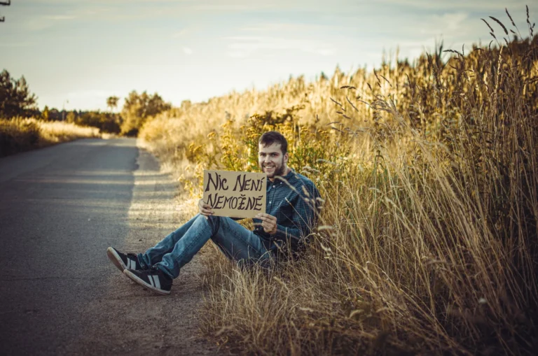 PŘEDNÁŠKA A BESEDA S CESTOVATELEM JAKUBEM GRESCHLEM O BALI A SINGAPURU