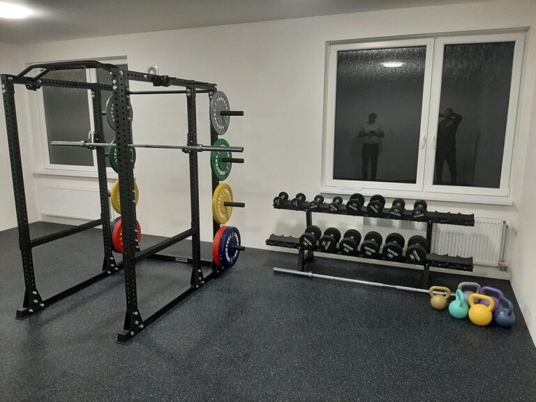 POSILOVNA SOŠ a SOU HORŠOVSKÝ TÝN