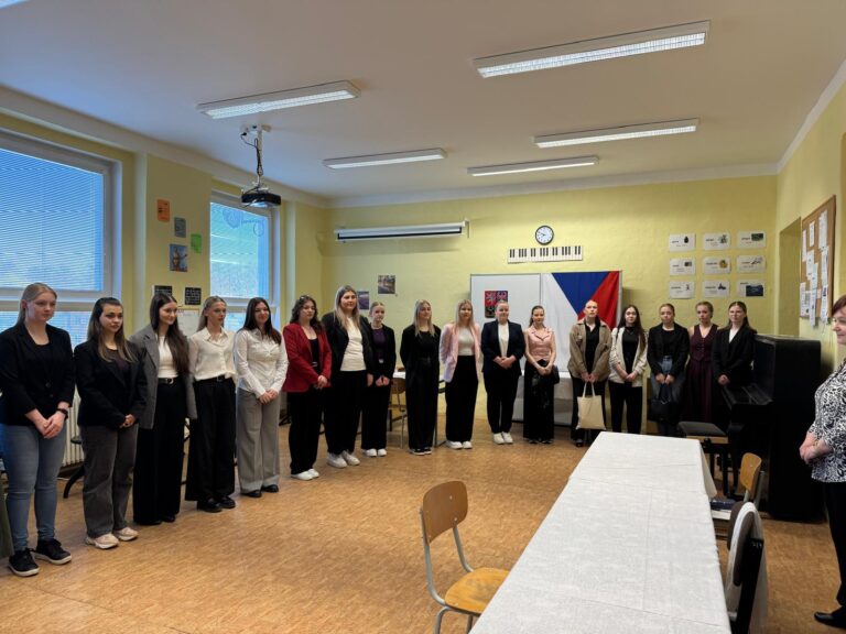 PRAKTICKÉ MATURITNÍ ZKOUŠKY OBORU PŘEDŠKOLNÍ A MIMOŠKOLNÍ PEDAGOGIKA